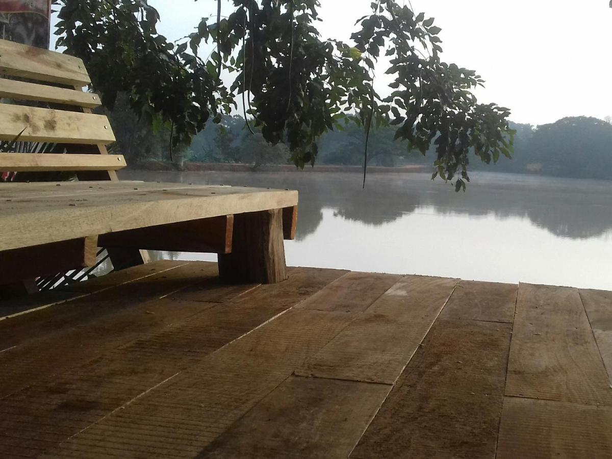 Shashin Lake Resort Дамбулла Экстерьер фото